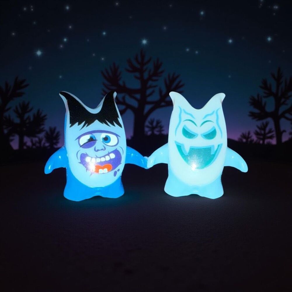 2022 Kinder Joy Surprise Egg Blue Toy Halloween Monster & Glow In Dark B23